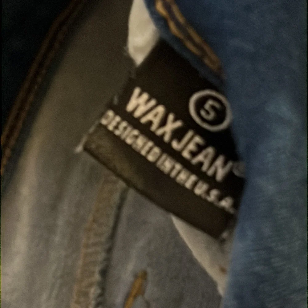 Jeans - Picture 2 of 2